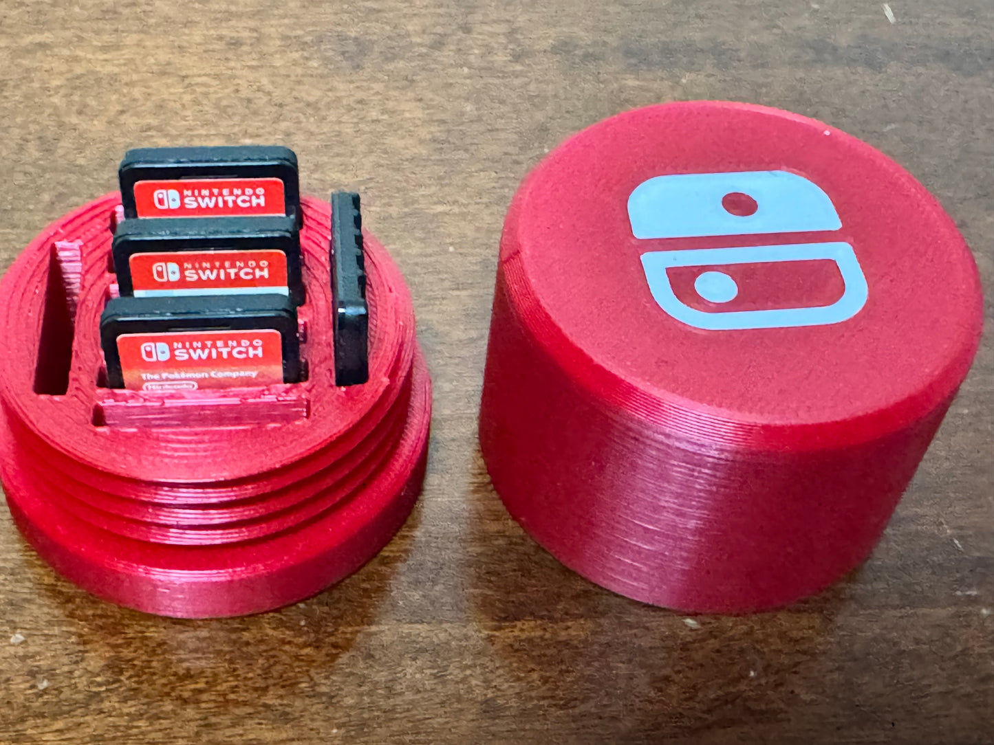 Portacartucce Nintendo Switch Rosso con Logo