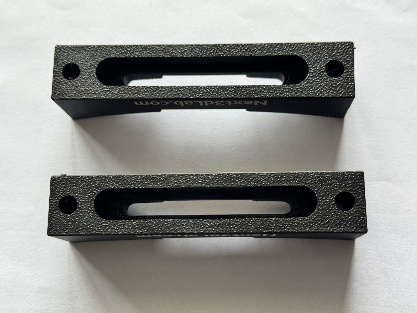 Supporto Curvo per Celestron C8 Compatibile con Barra Losmandy