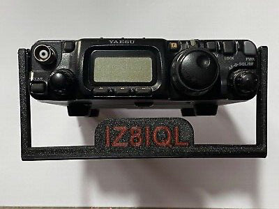 Supporto Personalizzato per Yaesu FT-817 con Nominativo